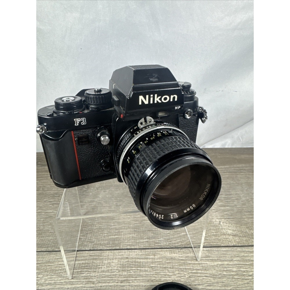 Nikon F3 SLR 35mm Film Camera Black with Nikkor 85mm 1:2 Manual Focus Lens Works - Picture 3 of 8
